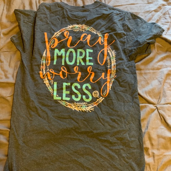 Shirts - Picture 4 of 4